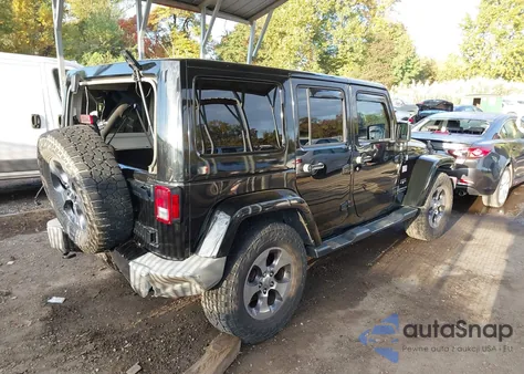 2016 Jeep Wrangler Unlimited Sahara z USA, uszkodzony, nr VIN 1C4HJWEGXGL152580